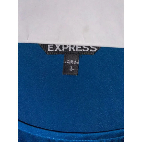 Blouse express. Size small. Gently used - Picture 3 of 4